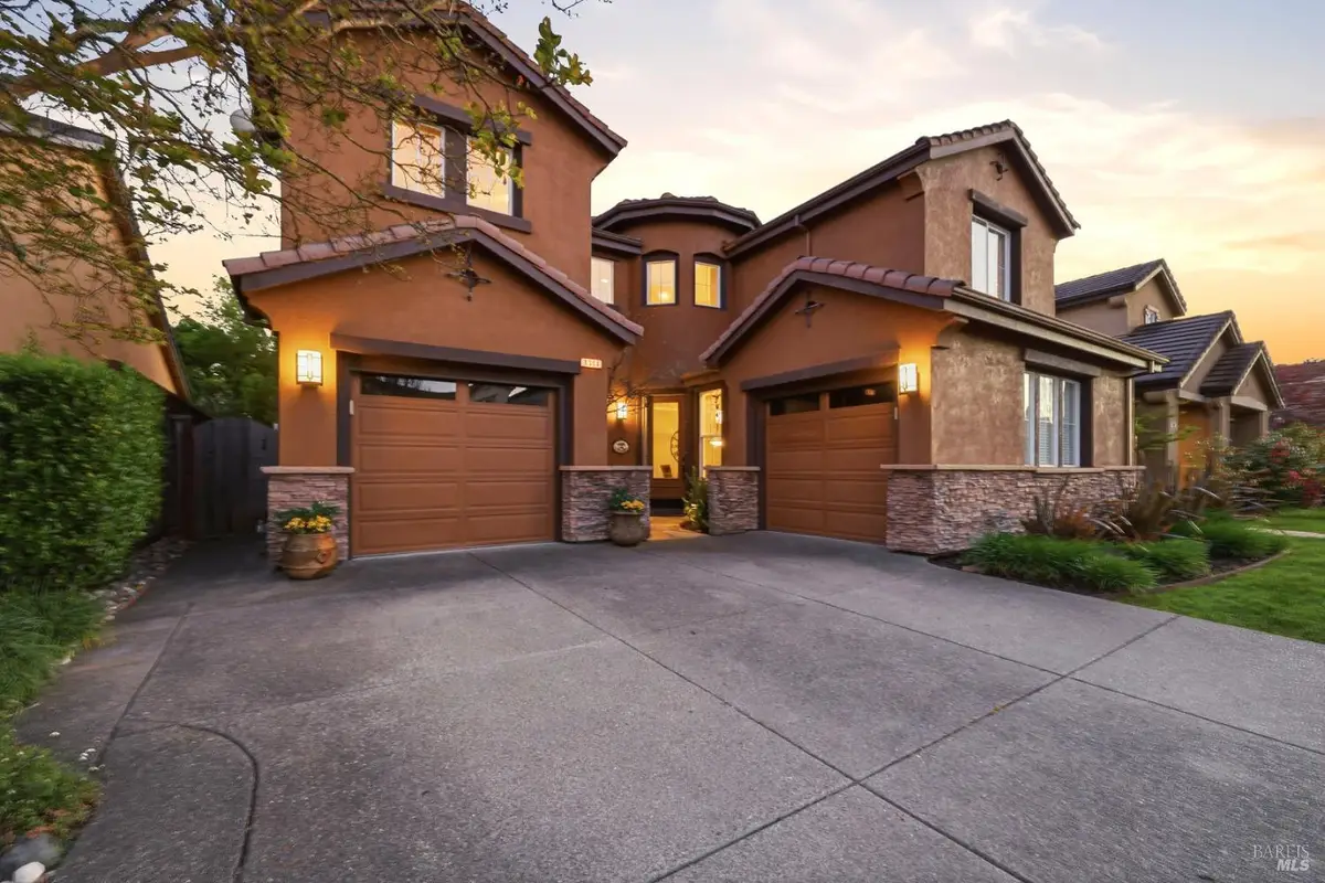 1384 Birdie Drive, Windsor, CA 95492 - #1