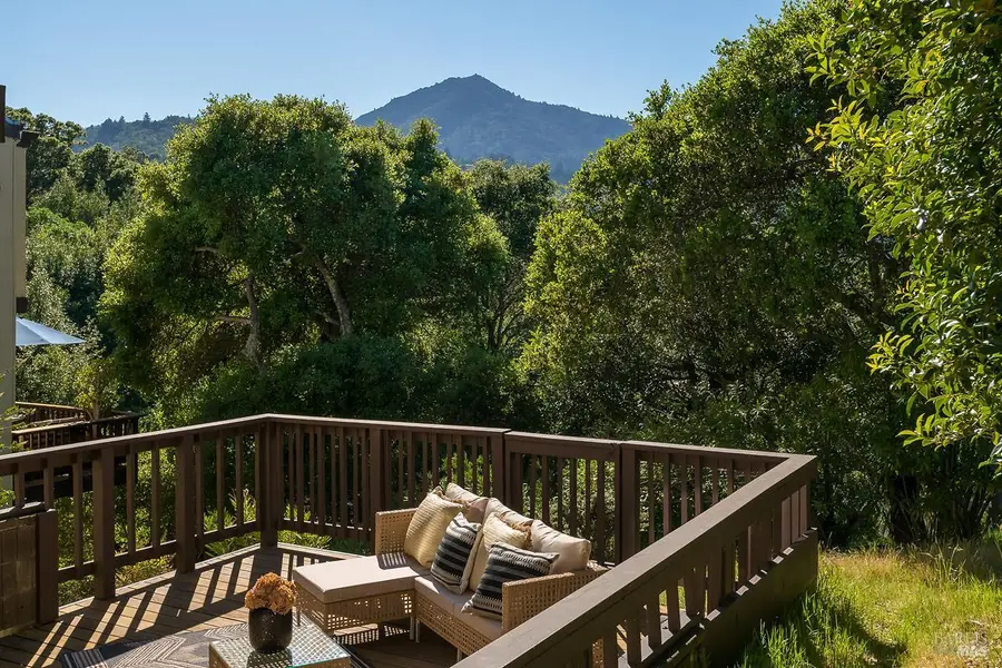 60 Corte Oriental, Greenbrae, CA 94904 - #2