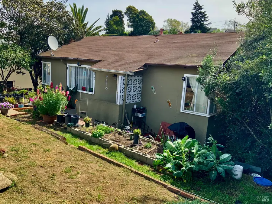 105 Laguna Street, Vallejo, CA 94591 - #2