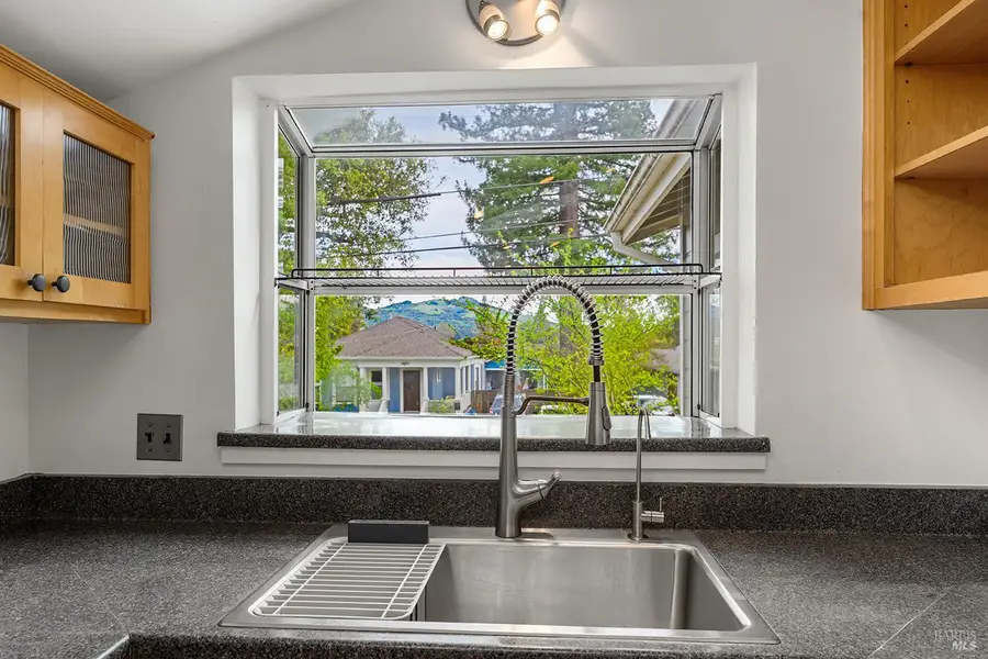 1005 Clark Street, Santa Rosa, CA 95404 - #2