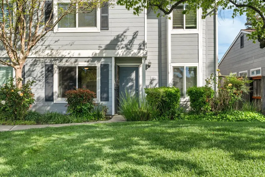 131 Cambridge Drive, Vacaville, CA 95687 - #2
