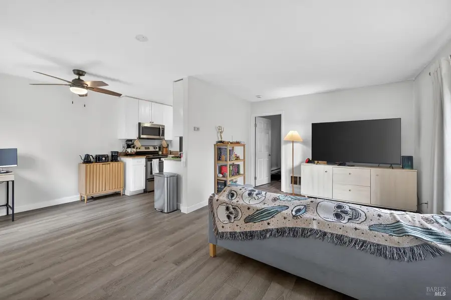 1600 Yardley Street, Santa Rosa, CA 95403 - #3