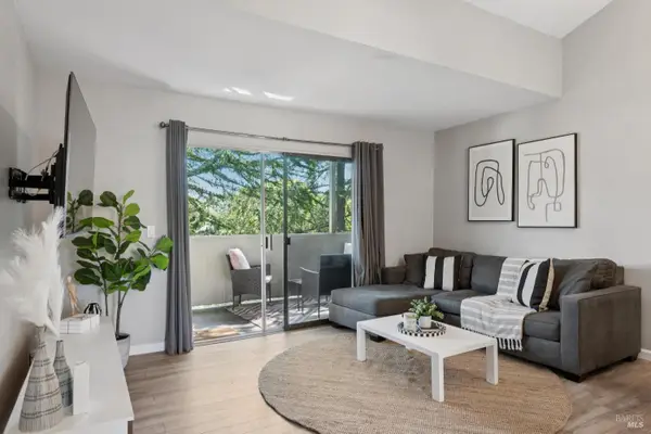 1453 Neotomas Avenue #304, Santa Rosa, CA 95405