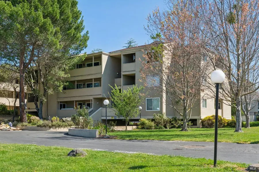 1453 Neotomas Avenue #304, Santa Rosa, CA 95405 - #2