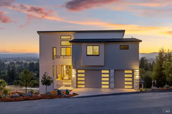 5095 Knollwood Court, Santa Rosa, CA 95403