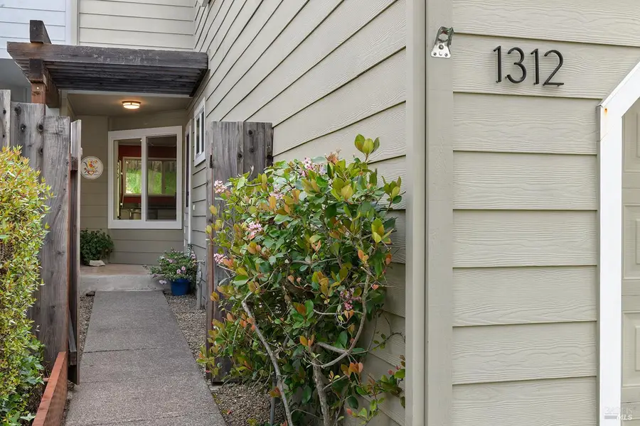 1312 Foothill Drive, Healdsburg, CA 95448 - #3