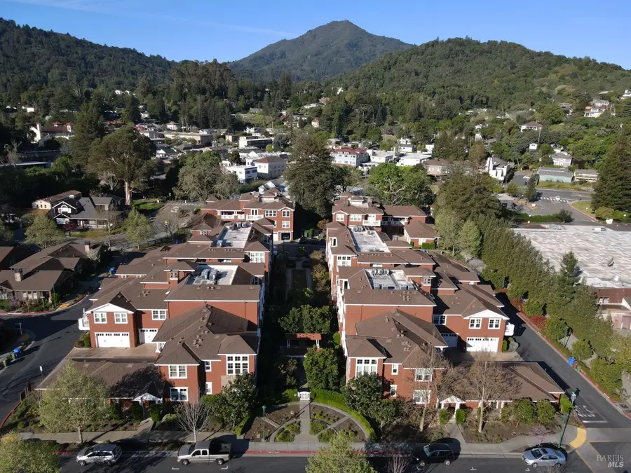 20 Camellia Circle, Larkspur, CA 94939 - #3