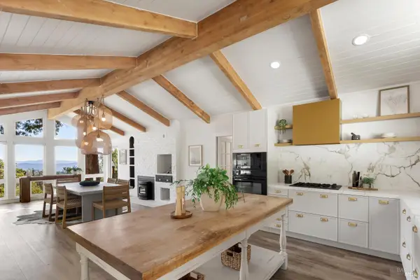 18986 Sweet William Court, Sonoma, CA 95476