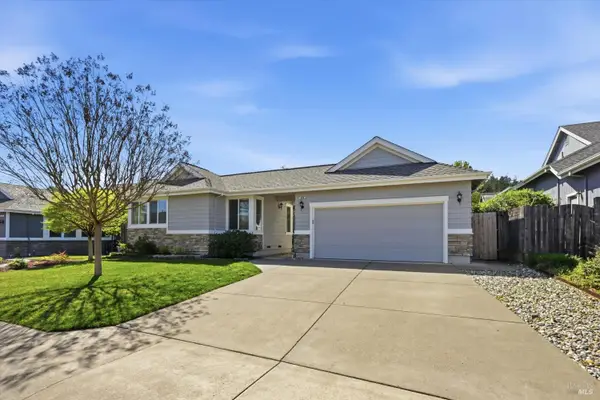 469 Riesling Street, Cloverdale, CA 95425