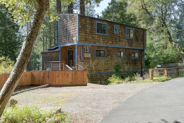 35570 Ocean View Street, Gualala, CA 95445