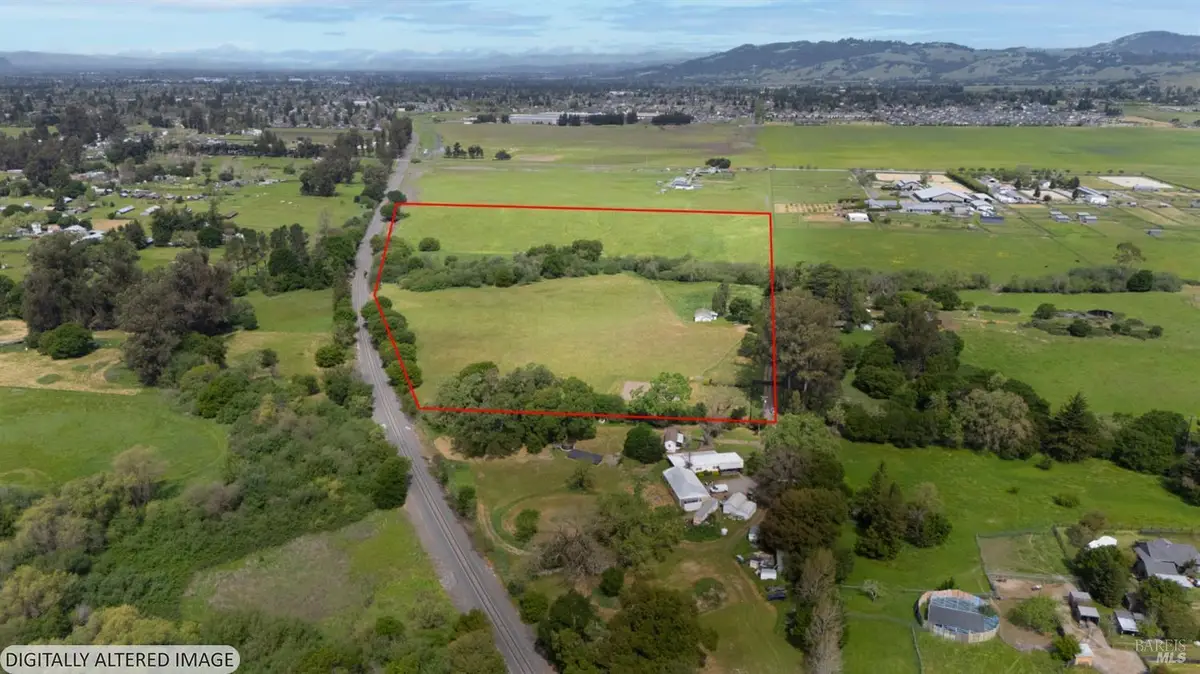 355 Formschlag Lane, Penngrove, CA 94951 - #1