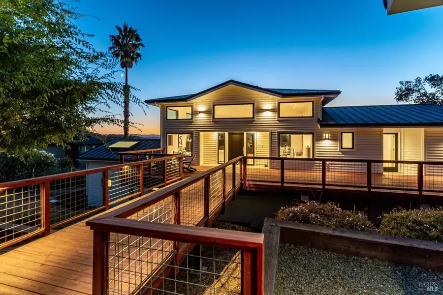 1069 Shadybrook Lane #B, Napa, CA 94558 - #2