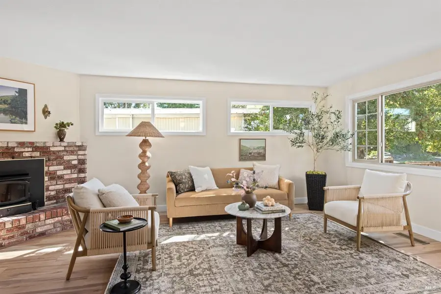 1521 Ditty Avenue, Santa Rosa, CA 95403 - #2