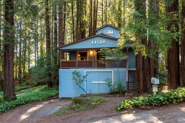 14529 Redwood Lane, Guerneville, CA 95446