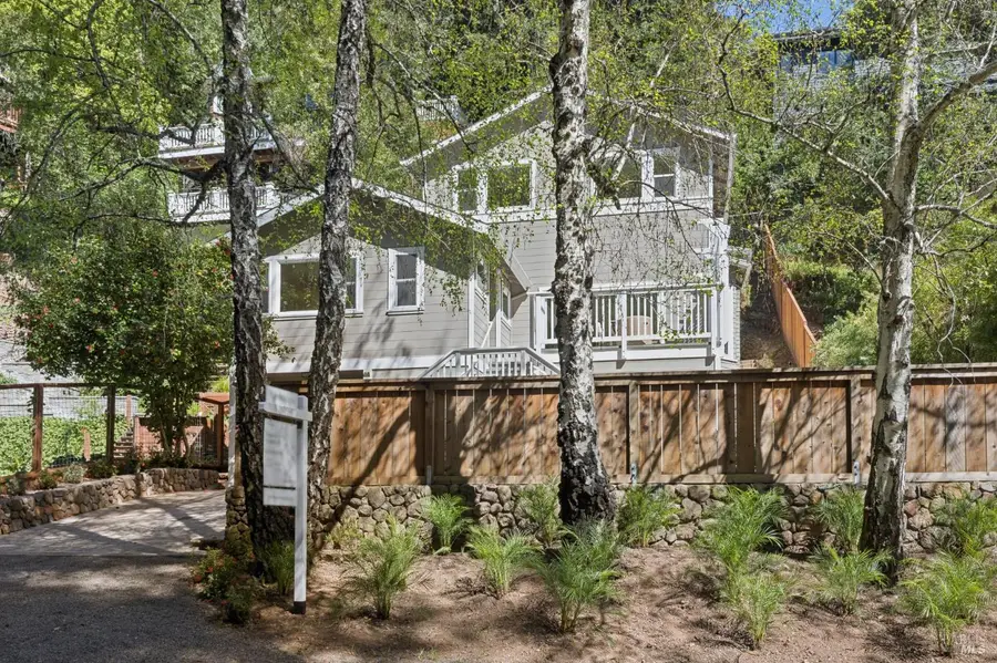 334 W Blithedale Avenue, Mill Valley, CA 94941 - #3