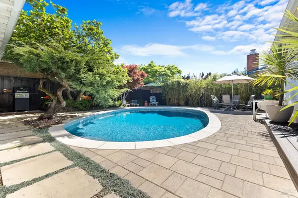 2126 Northwood Drive, Santa Rosa, CA 95404