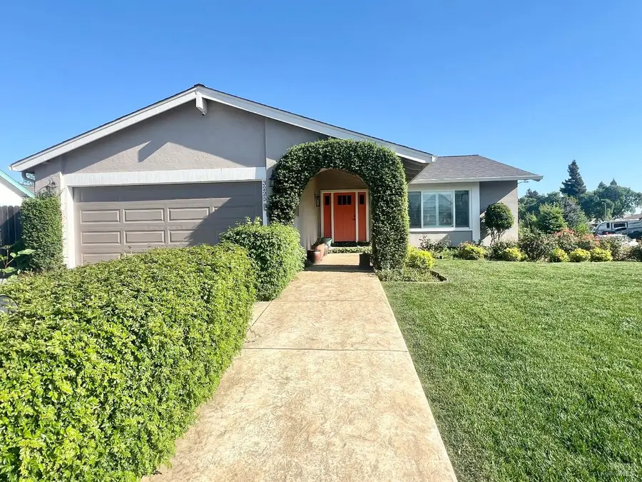 3225 W Pelham Court, Fairfield, CA 94534 - #2