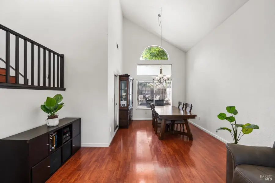 309 Sparrow Street, Vacaville, CA 95687 - #3