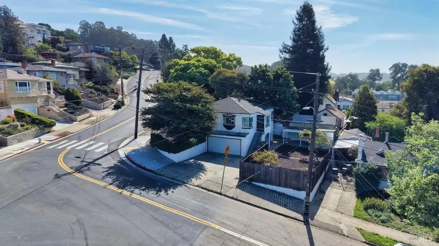 10601 Sheldon Street, Oakland, CA 94605 - #3