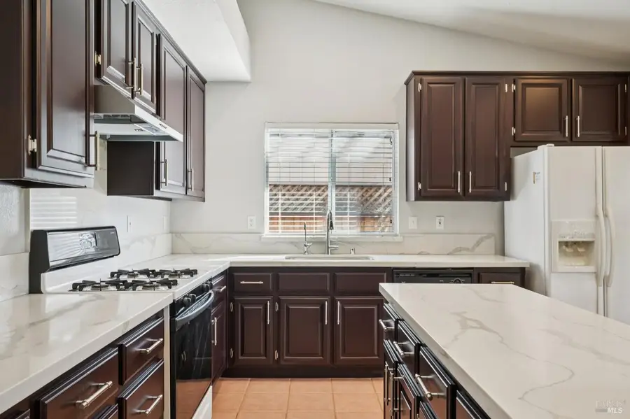 1845 Derby Drive, Dixon, CA 95620 - #2