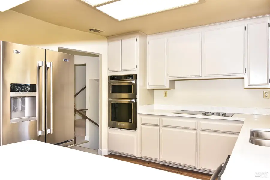 418 Nut Tree Road, Vacaville, CA 95687 - #3