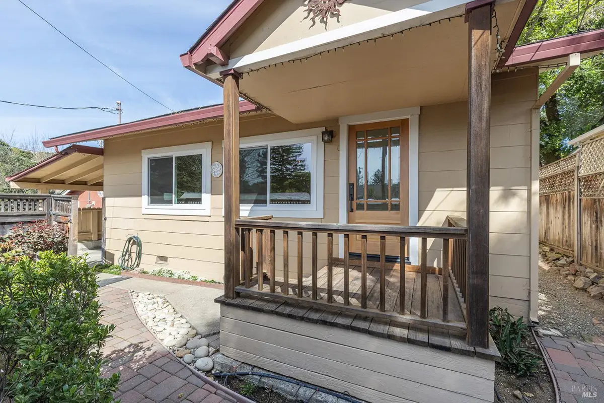 18090 Las Lomas Road, Sonoma, CA 95476 - #1