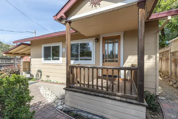 18090 Las Lomas Road, Sonoma, CA 95476