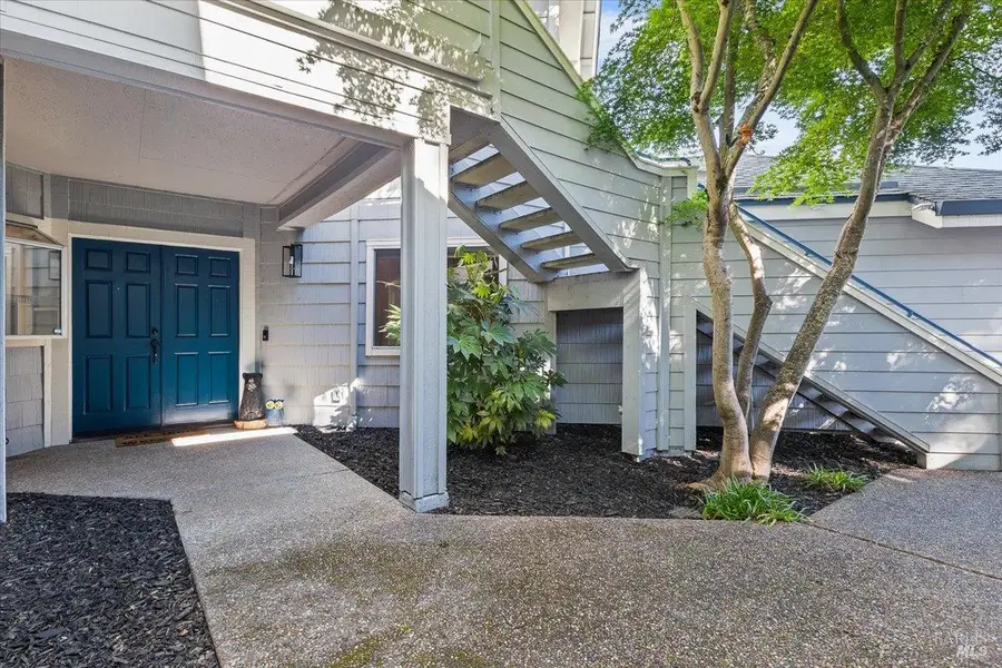 2070 Stonefield Lane, Santa Rosa, CA 95403 - #2