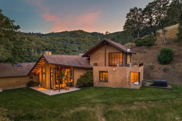 4752 Burke Hill Drive, Ukiah, CA 95482