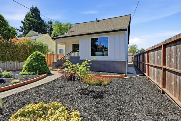 15 Ward Street, Healdsburg, CA 95448