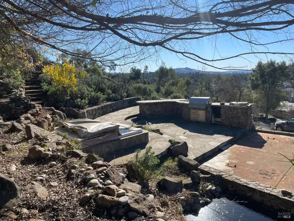 3516 Hanover Place, Santa Rosa, CA 95404