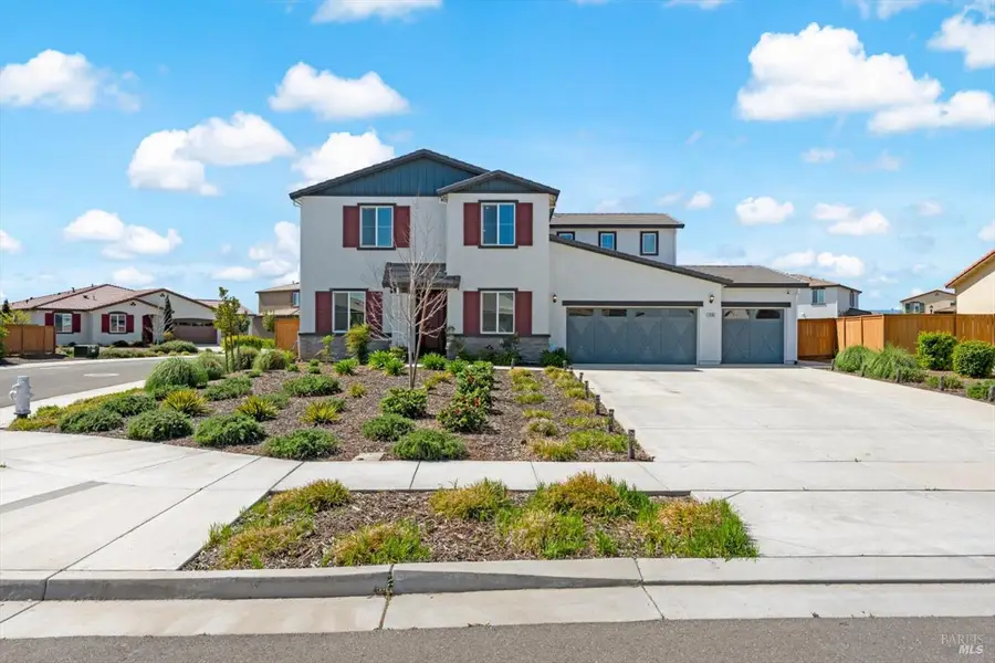 1685 Blossom Way, Dixon, CA 95620 - #2