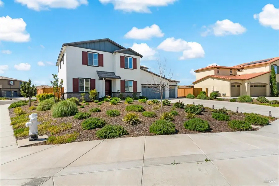 1685 Blossom Way, Dixon, CA 95620 - #3