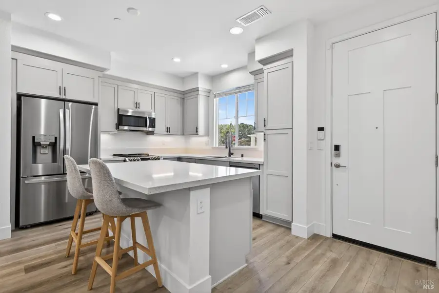 2782 Bella Circle, Santa Rosa, CA 95407 - #2