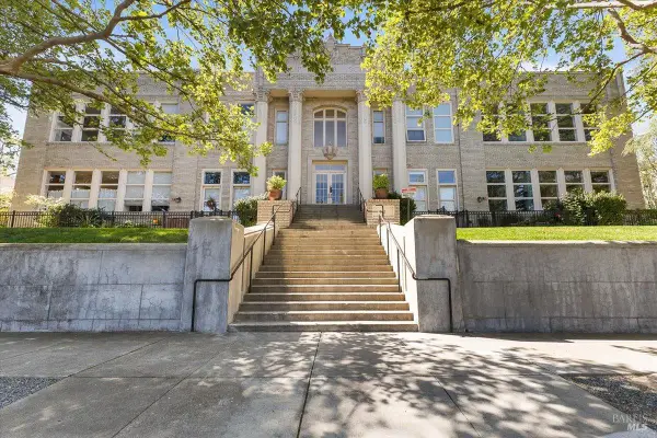 331 Keller Street #6, Petaluma, CA 94952