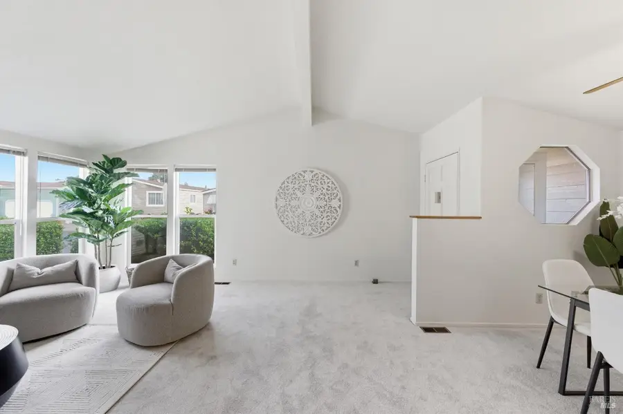 40 Falcon Crest Circle #40, Napa, CA 94558 - #3