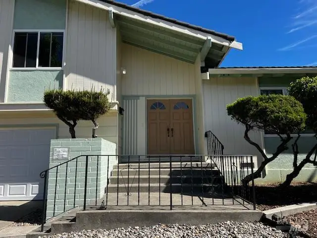 638 E Fleming Avenue E, Vallejo, CA 94591 - #3