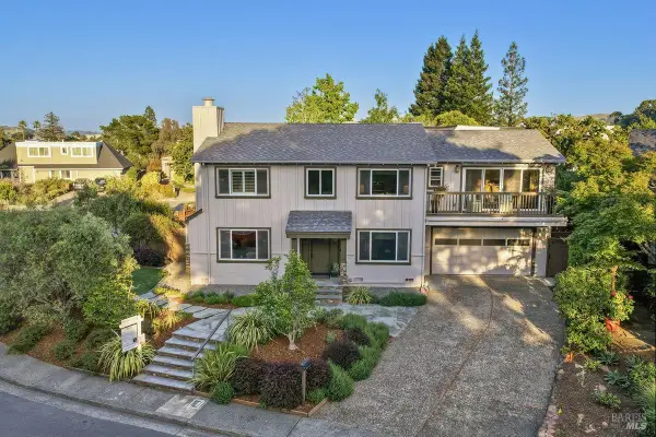 55 Meadowood Drive, Larkspur, CA 94939