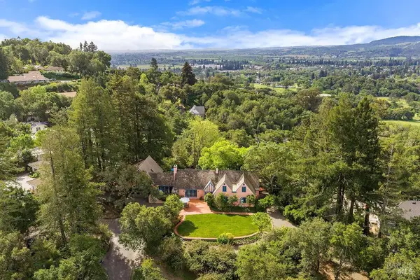 1212 N Fitch Mountain Road, Healdsburg, CA 95448