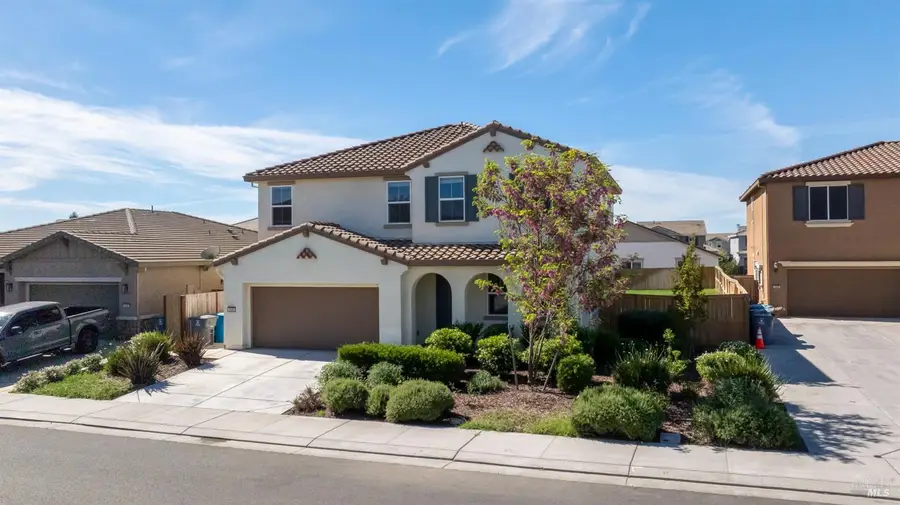 1535 Arlington Court, Dixon, CA 95620 - #2