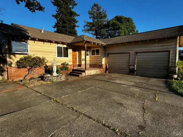 2314 Olympia Drive, Santa Rosa, CA 95405