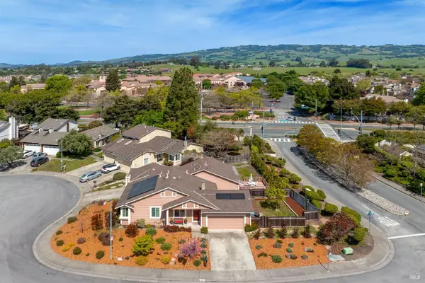 1702 Northstar Drive, Petaluma, CA 94954