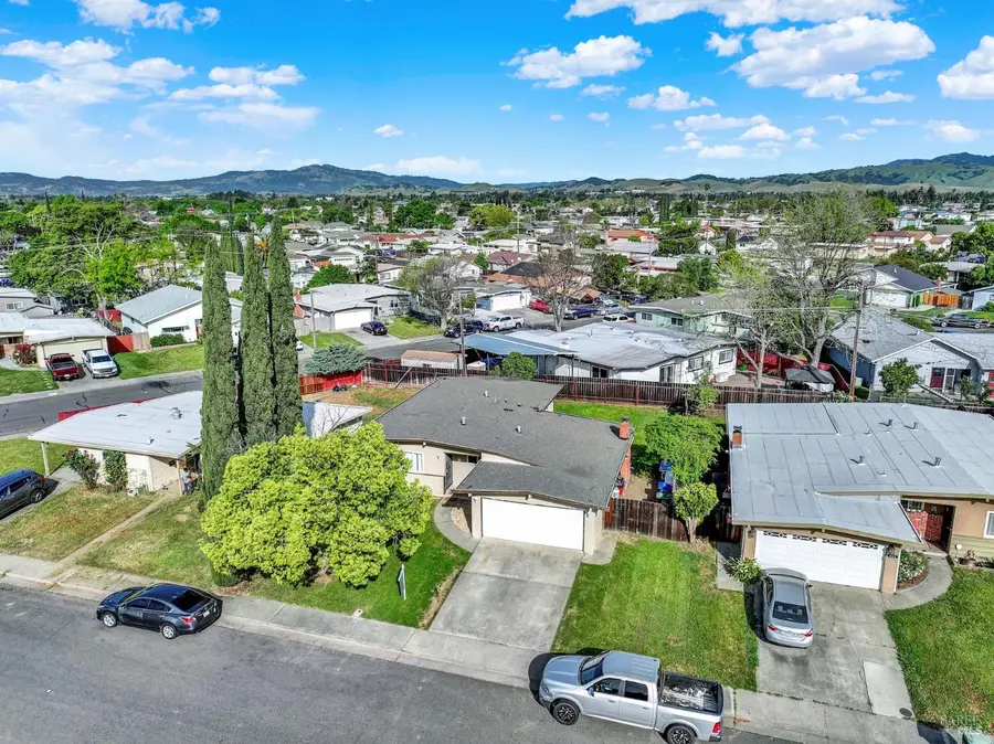 606 E Tennessee Street, Fairfield, CA 94533 - #3