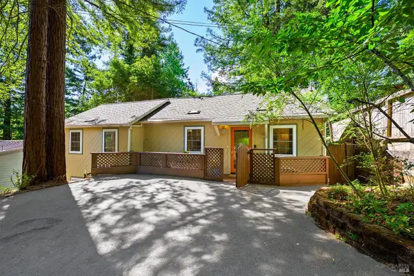 17276 Summit Avenue, Guerneville, CA 95446