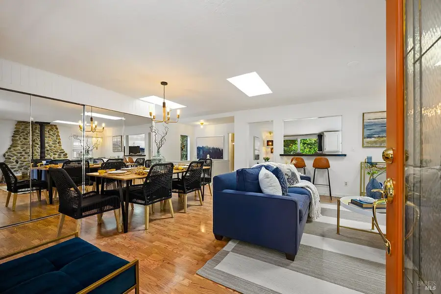 17276 Summit Avenue, Guerneville, CA 95446 - #2
