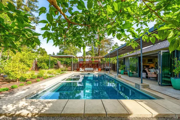 1843 Spring Mountain Court, St. Helena, CA 94574