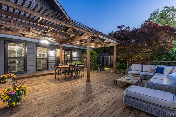 1922 Oak Circle, Yountville, CA 94599