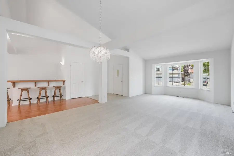 9151 Piccadilly Circle, Windsor, CA 95492 - #2