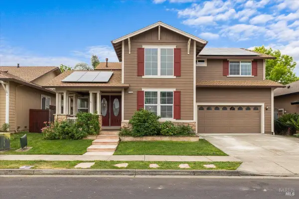 1229 Seghesio Way, Windsor, CA 95492