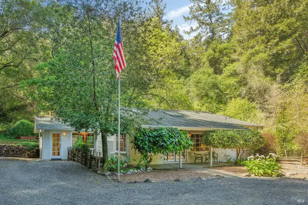1311 W Dry Creek Road, Healdsburg, CA 95448